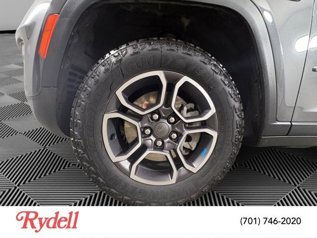 2022 Jeep Grand Cherokee 4xe Trailhawk