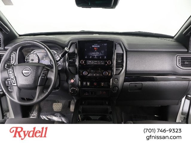 2024 Nissan Titan SV