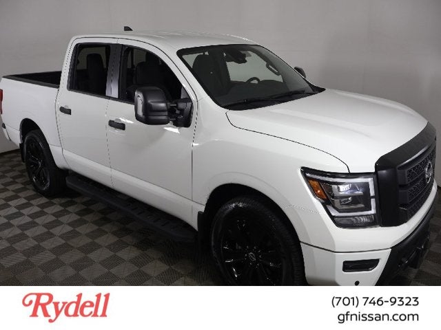 2024 Nissan Titan SV