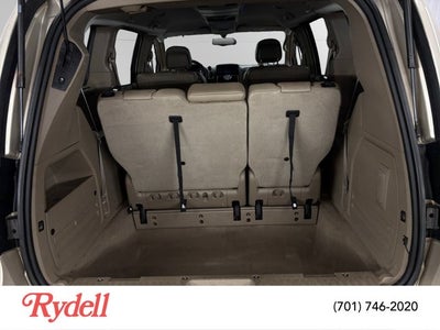 2013 Chrysler Town & Country Touring-L