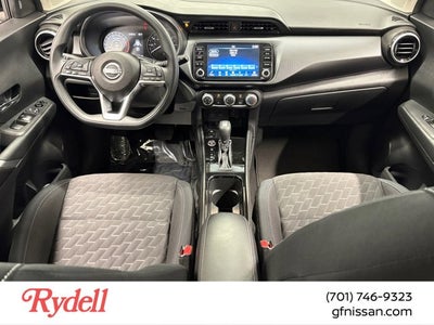 2023 Nissan Kicks SV