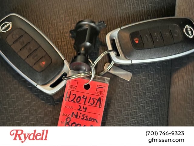 2024 Nissan Rogue SV