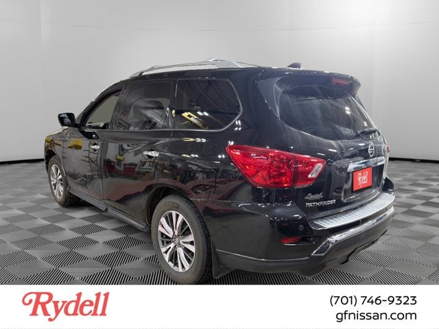2020 Nissan Pathfinder SL
