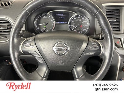 2019 Nissan Pathfinder SL