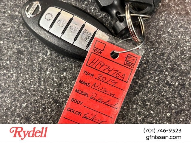 2019 Nissan Pathfinder SL