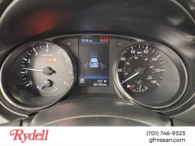 2022 Nissan Rogue Sport SV