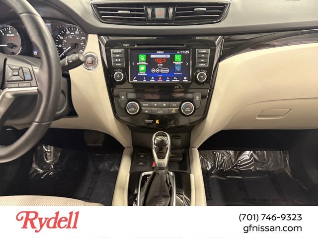 2022 Nissan Rogue Sport SL