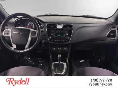 2013 Chrysler 200 Touring