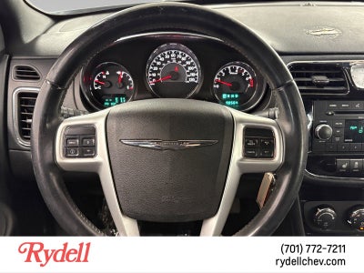 2013 Chrysler 200 Touring