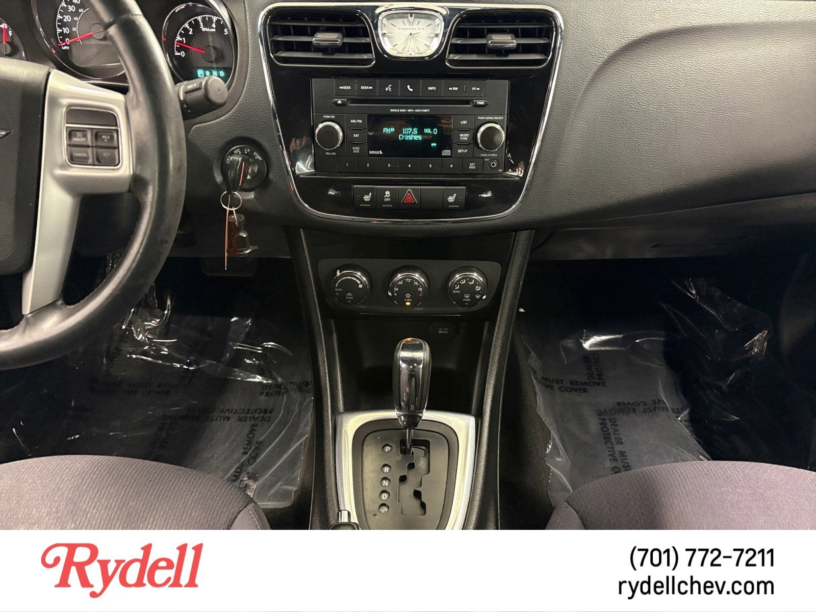 2013 Chrysler 200 Touring