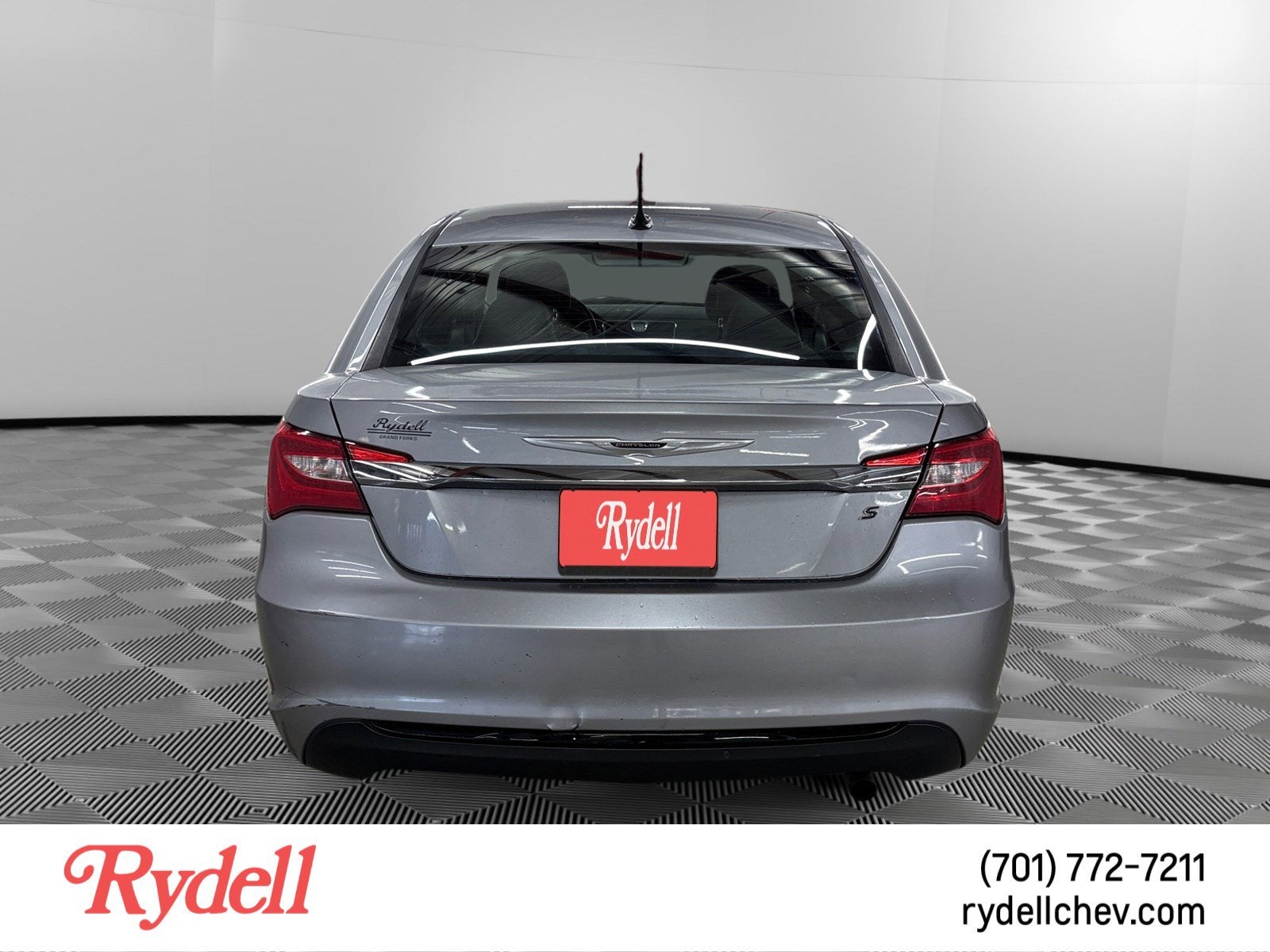 2013 Chrysler 200 Touring
