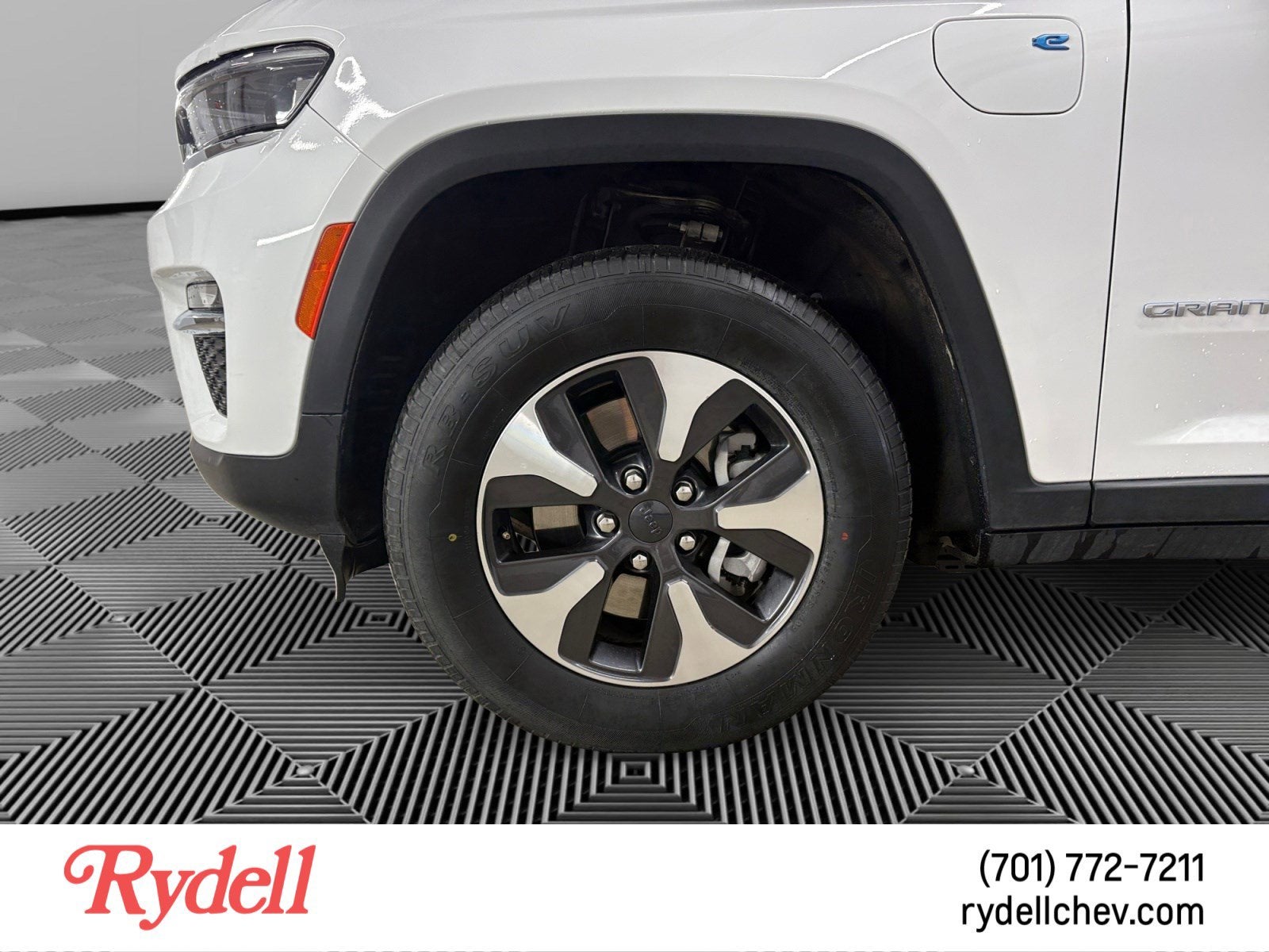 2024 Jeep Grand Cherokee 4xe BLACK