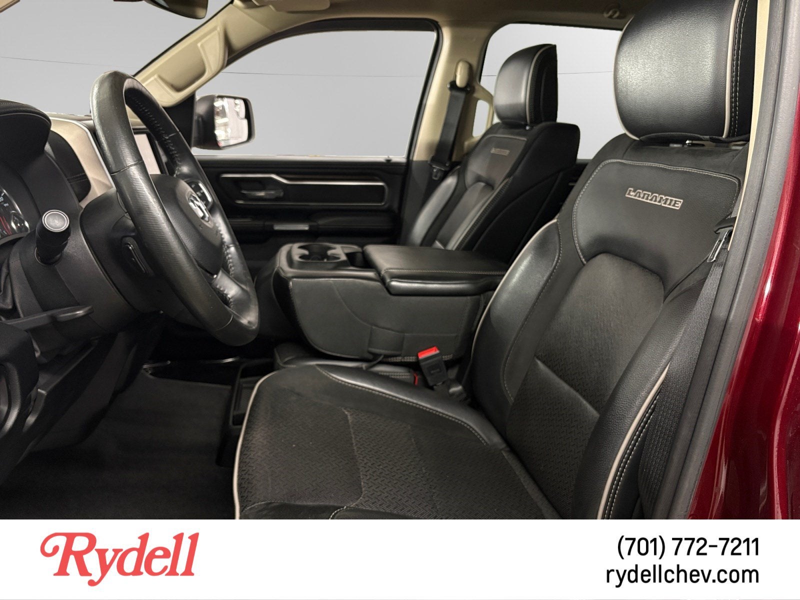 2021 RAM 1500 Laramie Crew Cab 4x4 5'7" Box