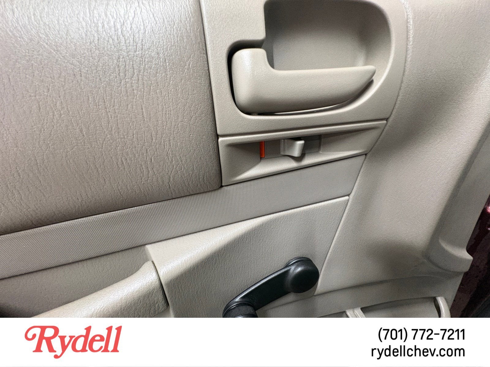 2004 Dodge Dakota Base