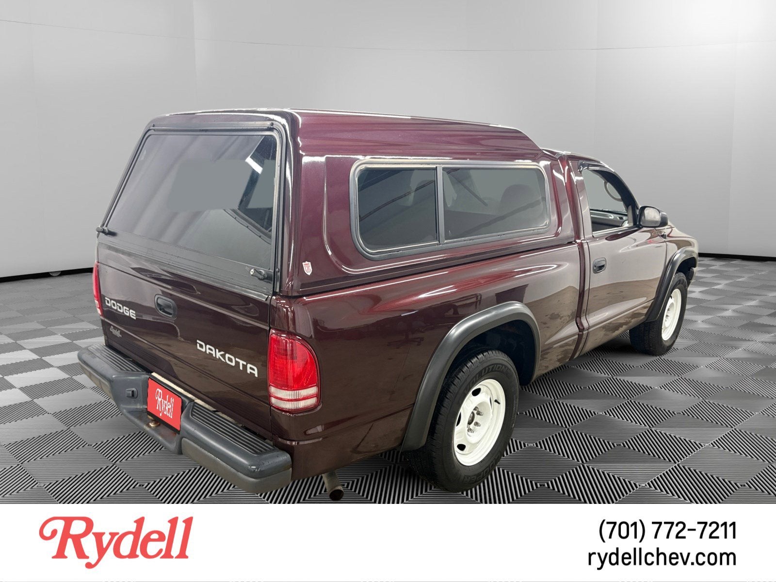 2004 Dodge Dakota Base
