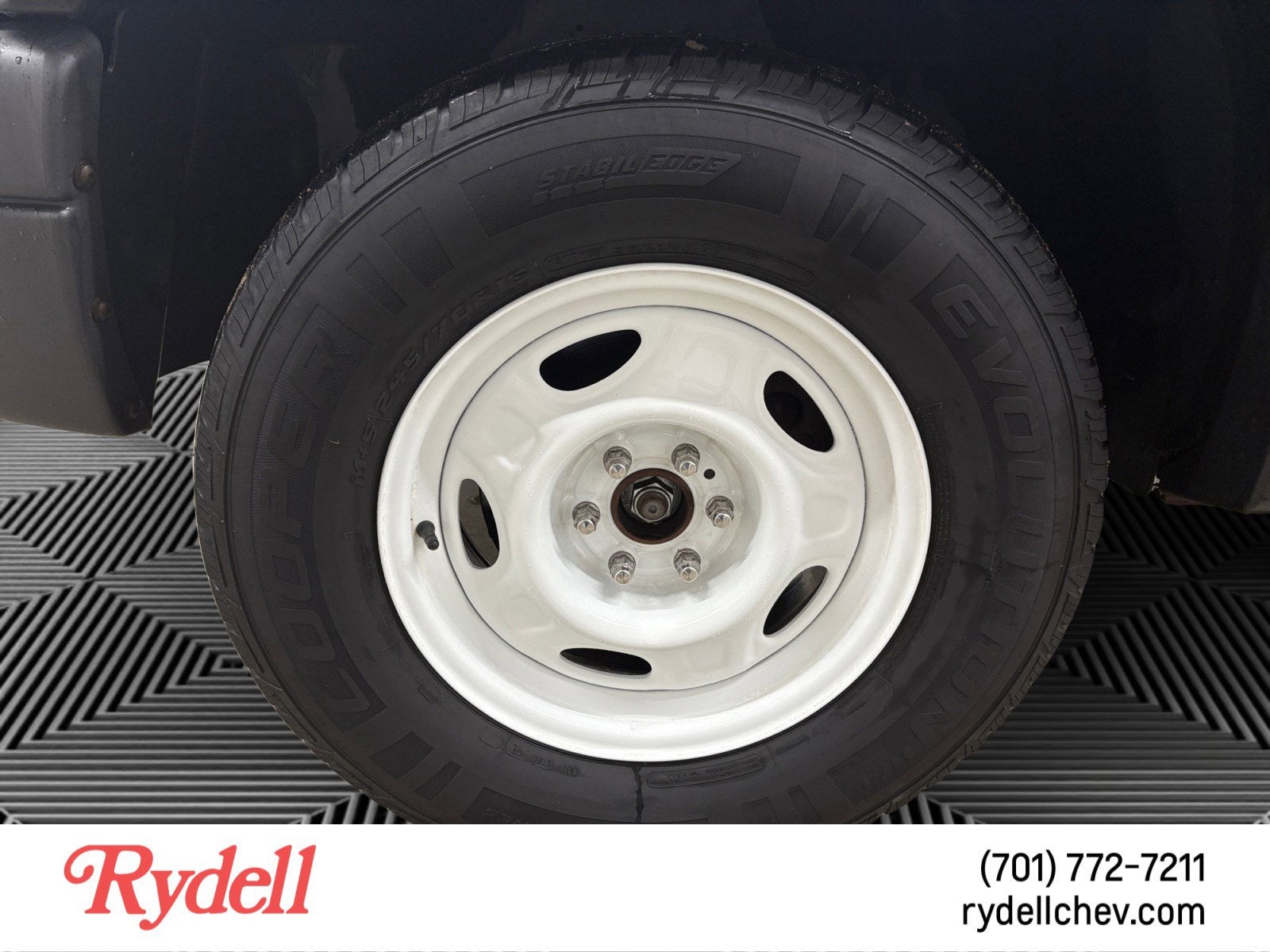 2004 Dodge Dakota Base