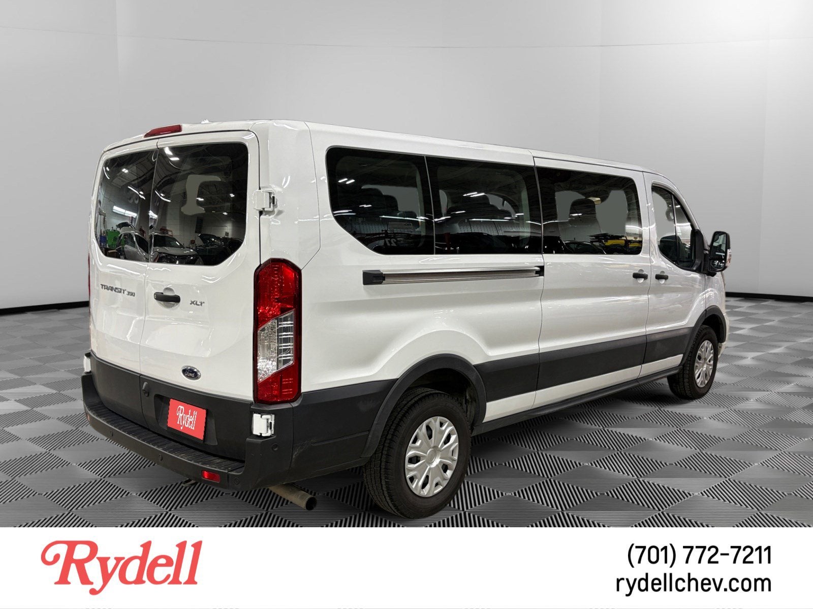 2023 Ford Transit Passenger Wagon XL