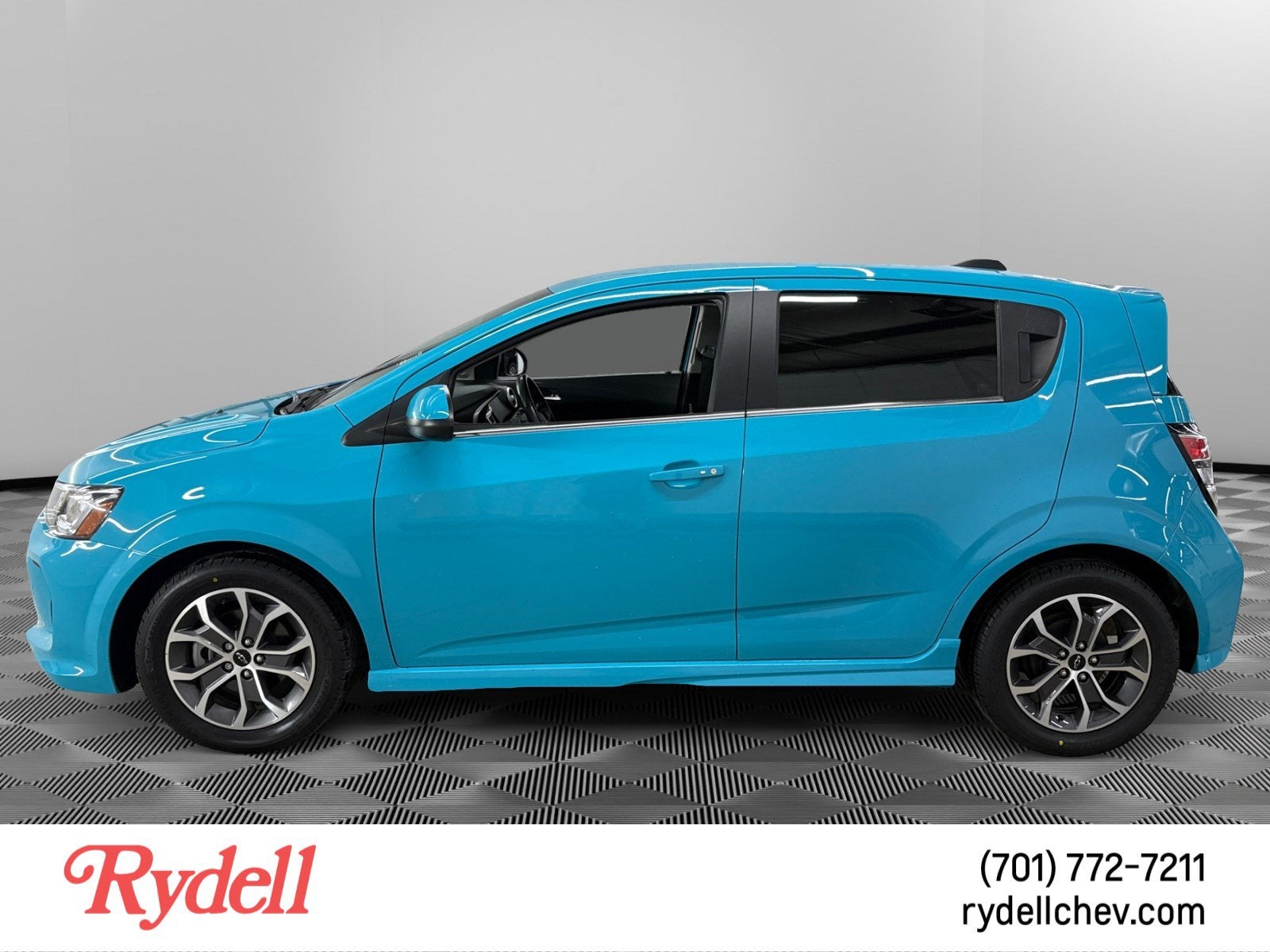 2020 Chevrolet Sonic LT