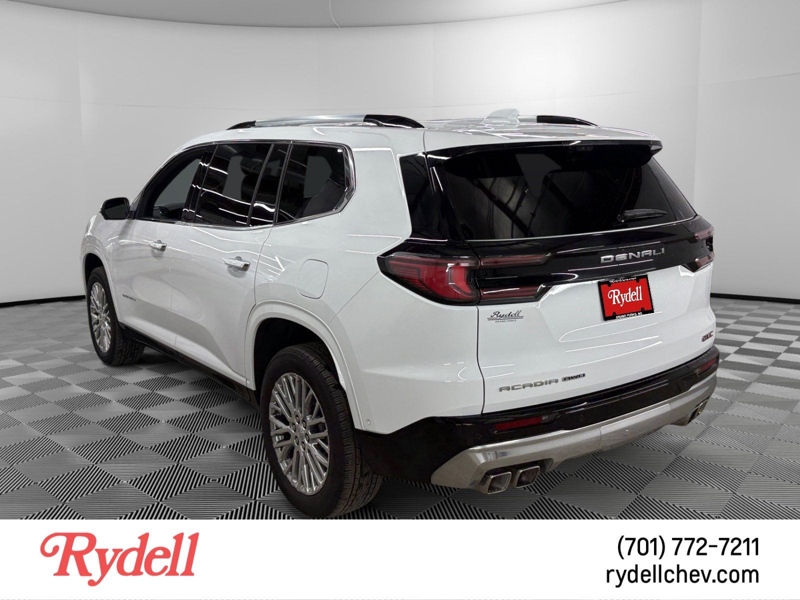 2026 GMC Acadia Denali