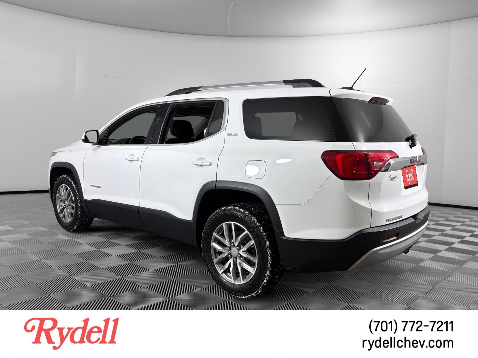 2017 GMC Acadia SLE