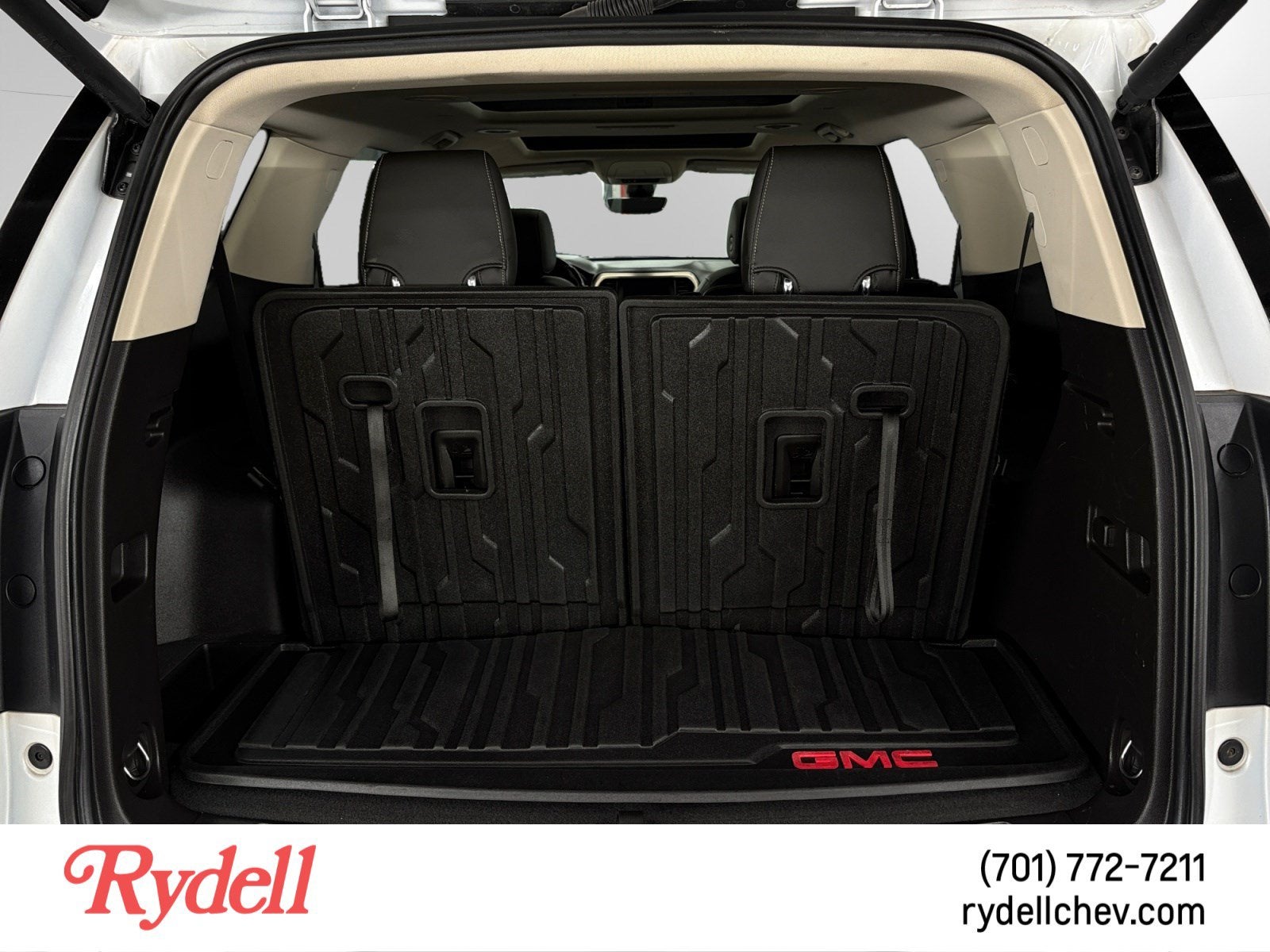 2020 GMC Acadia Denali