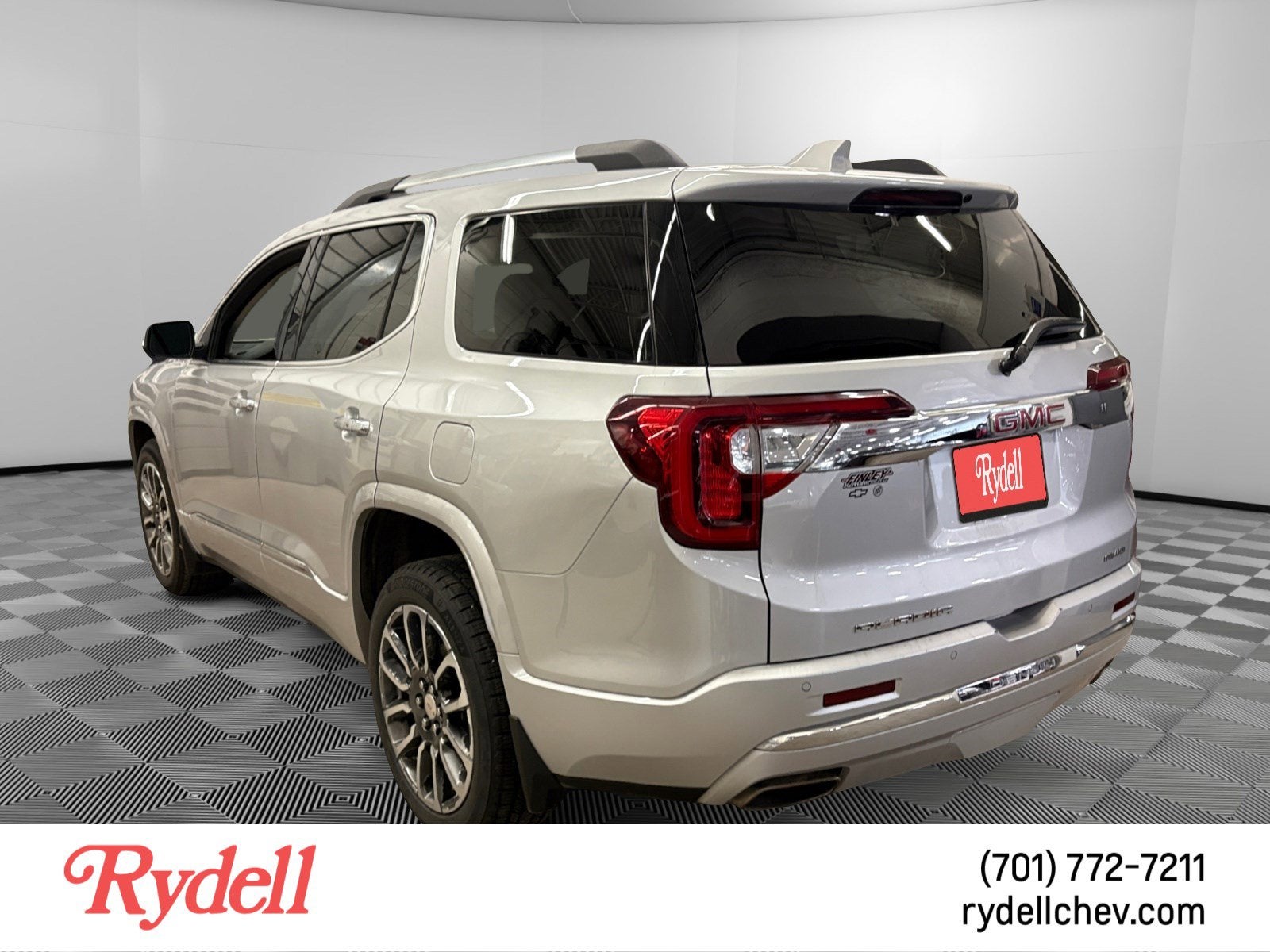 2020 GMC Acadia Denali