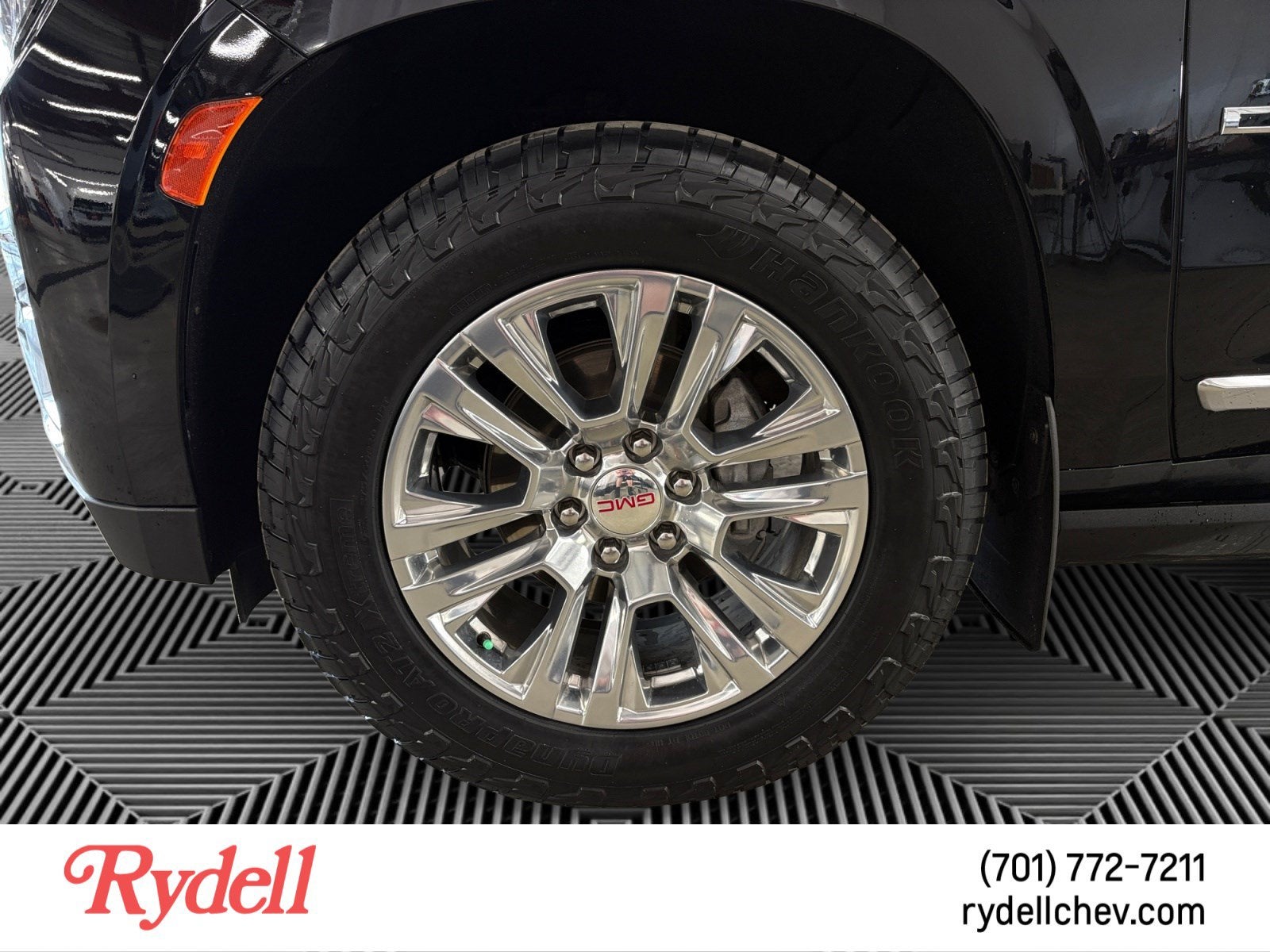 2024 GMC Yukon Denali