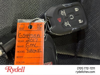 2017 GMC Yukon XL SLT