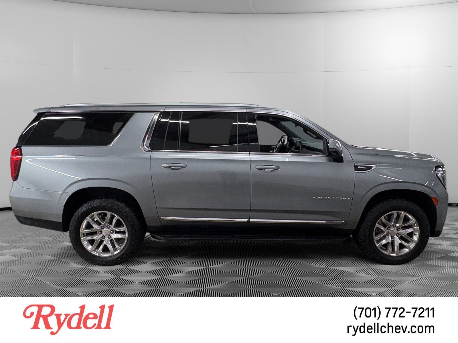 2023 GMC Yukon XL SLT