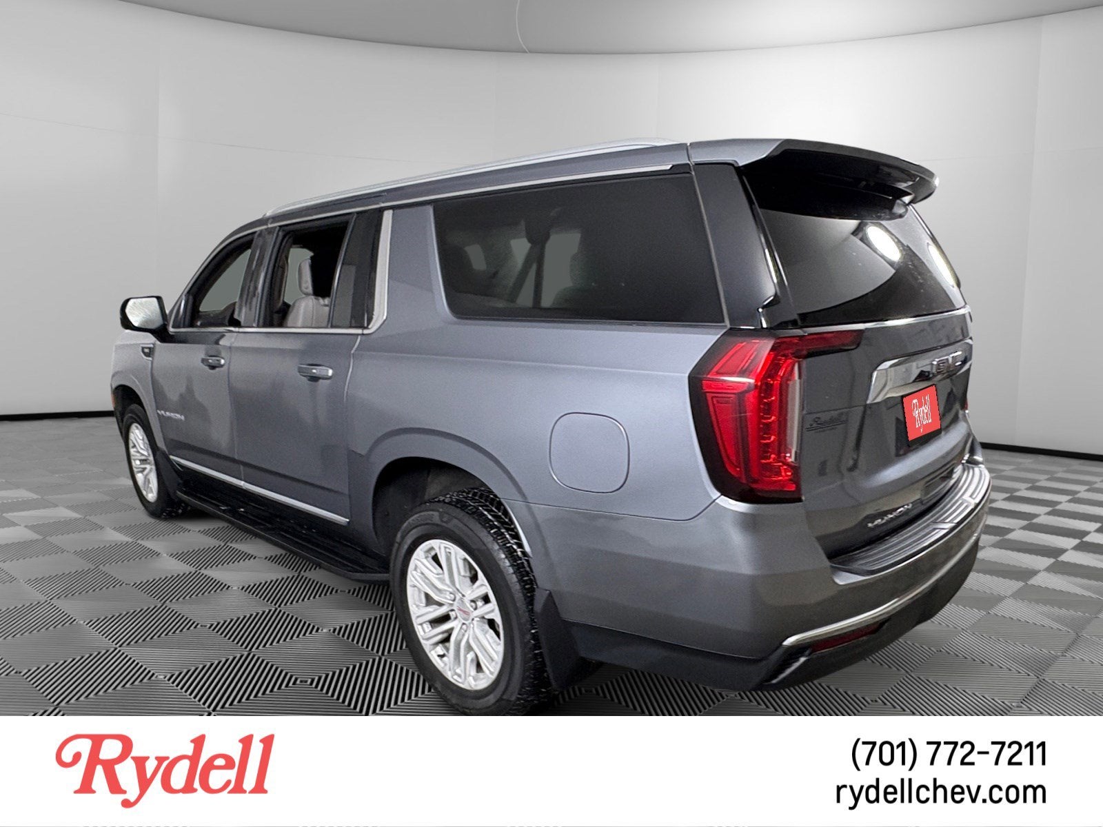 2022 GMC Yukon XL SLT