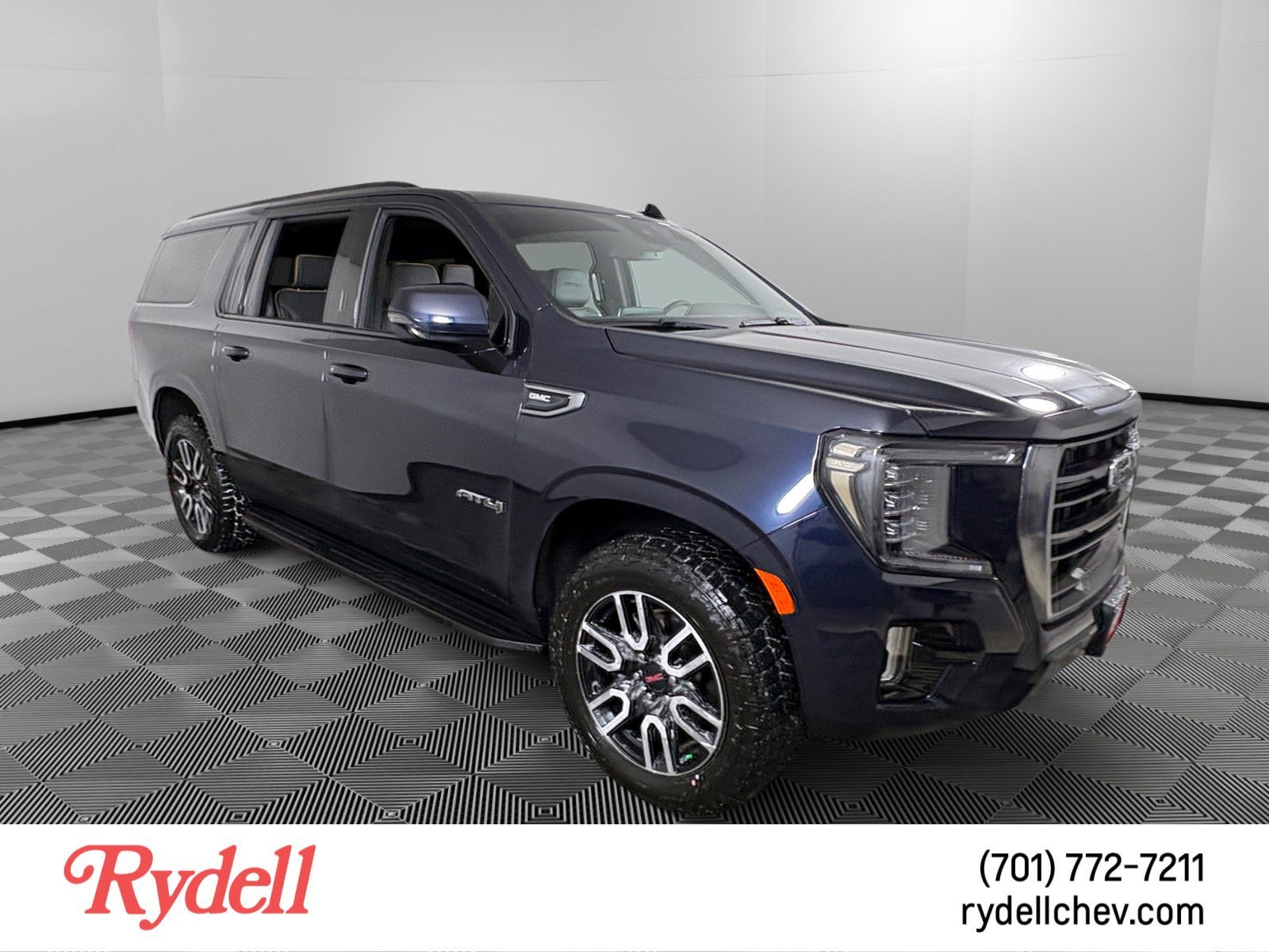 2023 GMC Yukon XL AT4