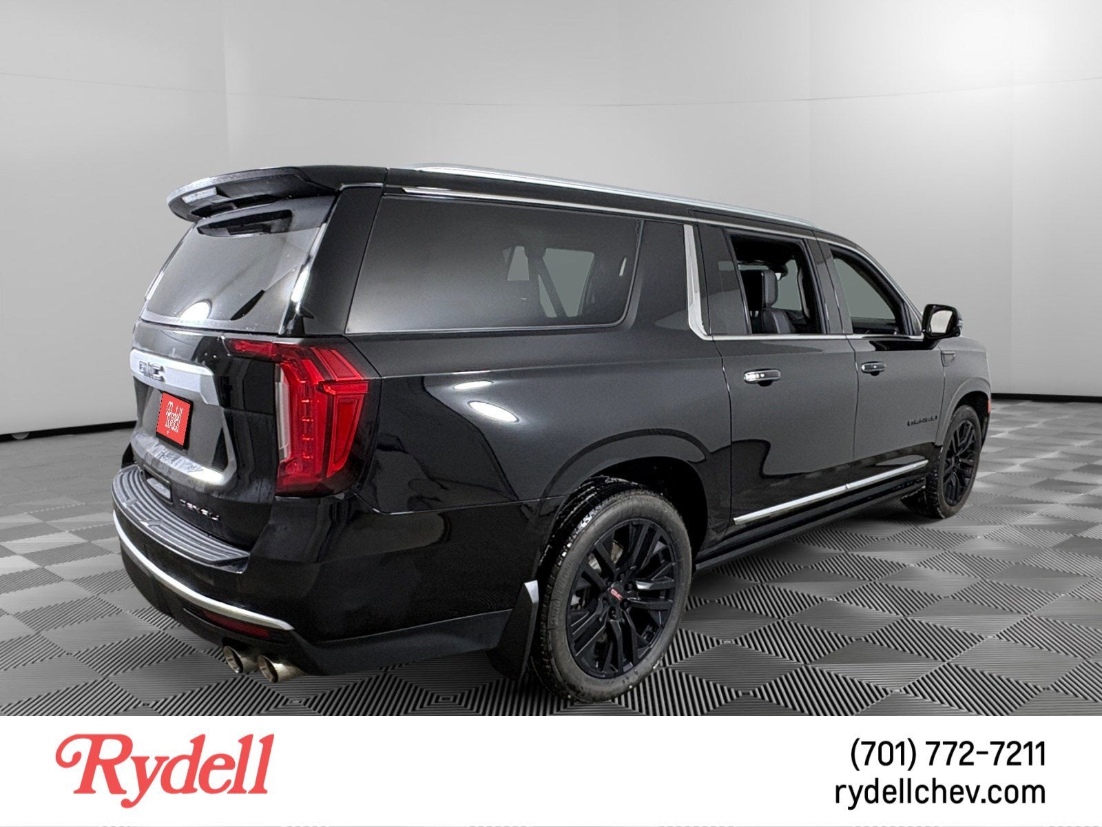 2022 GMC Yukon XL Denali