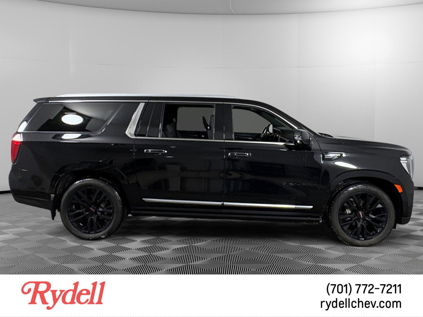 2022 GMC Yukon XL Denali