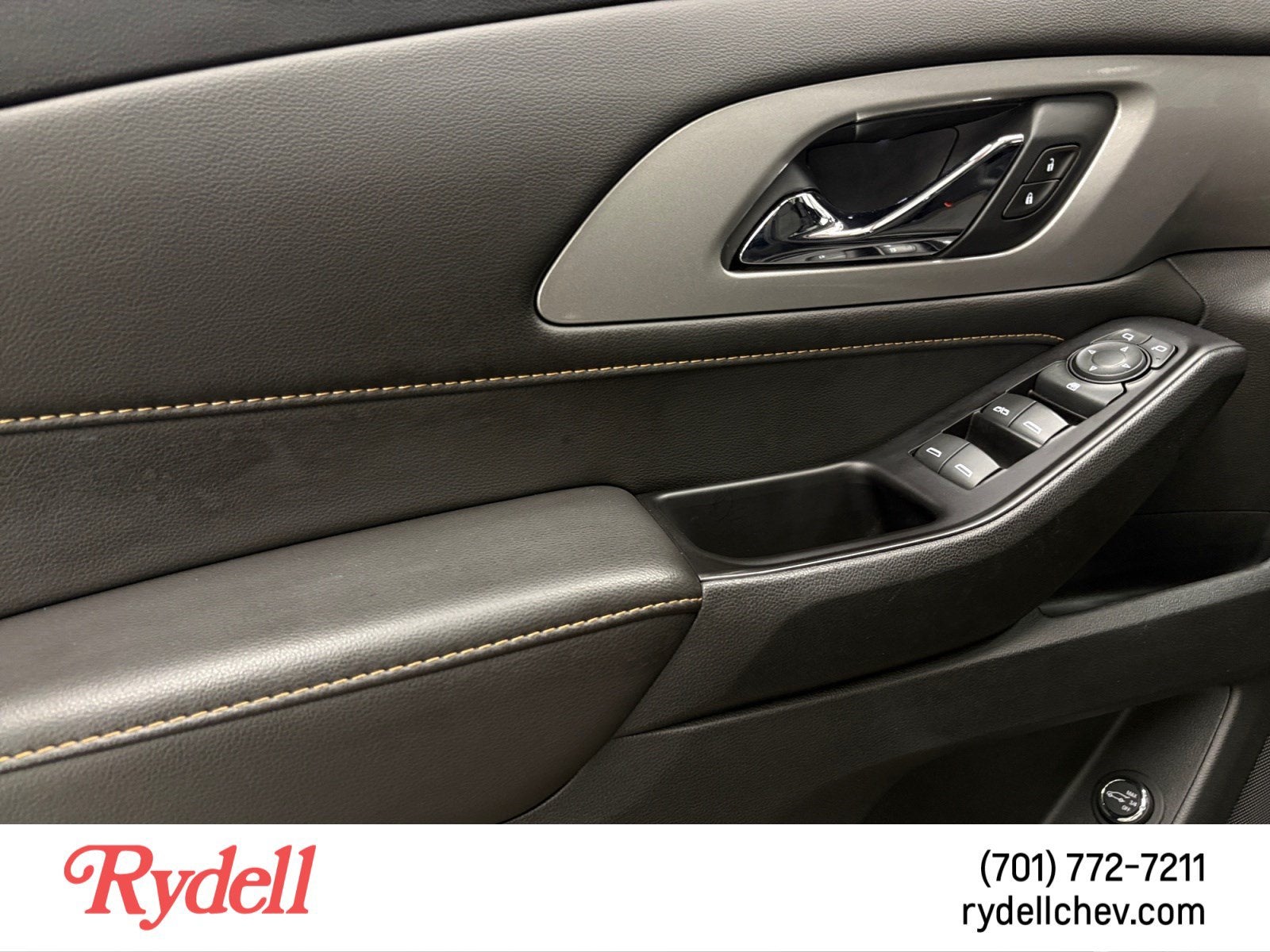2020 Chevrolet Traverse LT Cloth