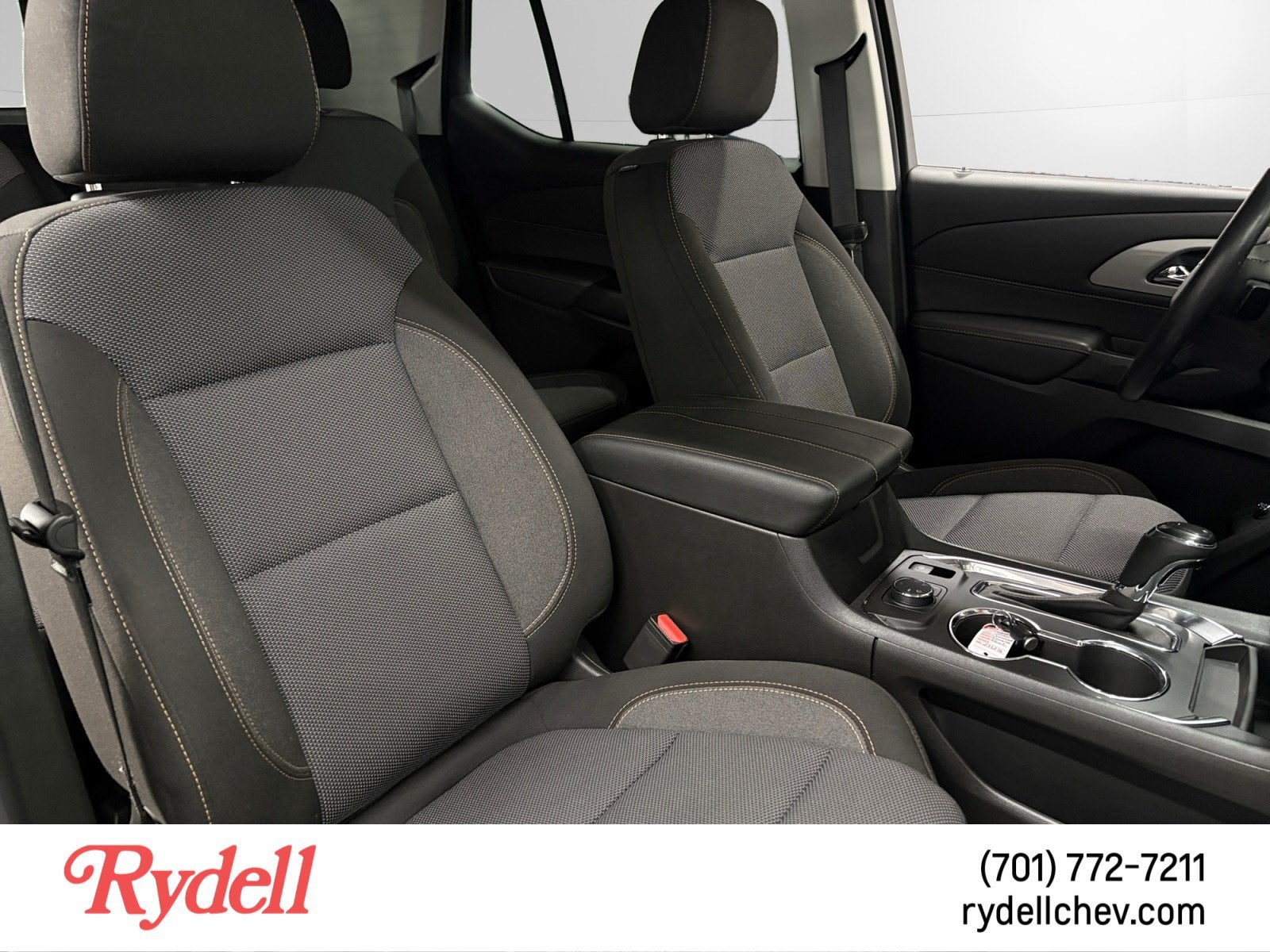 2020 Chevrolet Traverse LT Cloth