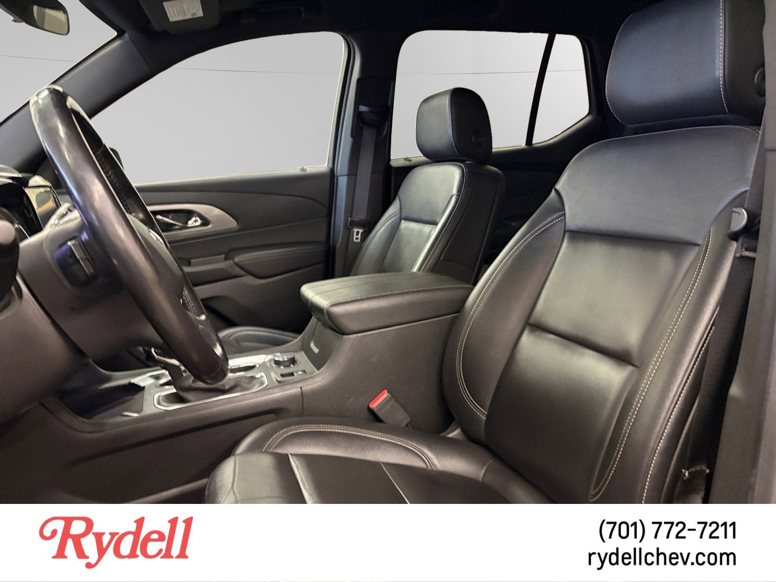 2022 Chevrolet Traverse LT Leather
