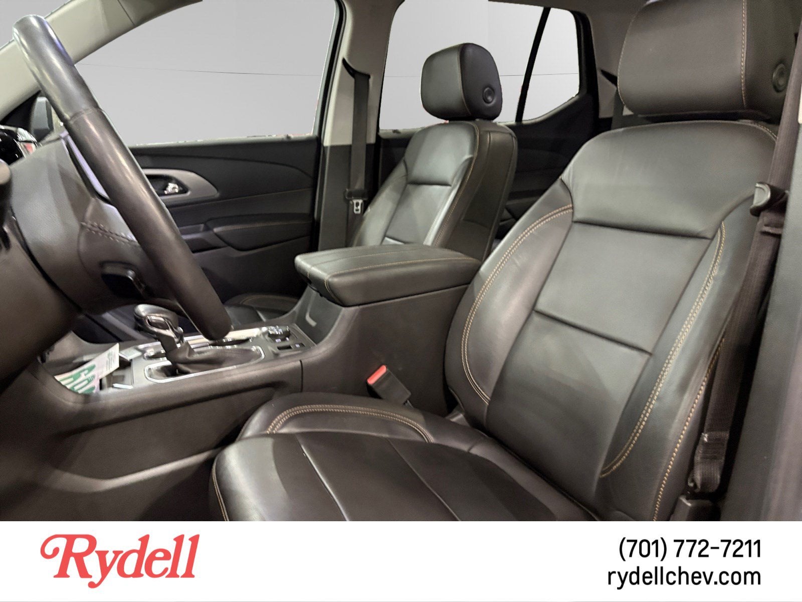 2021 Chevrolet Traverse LT Leather