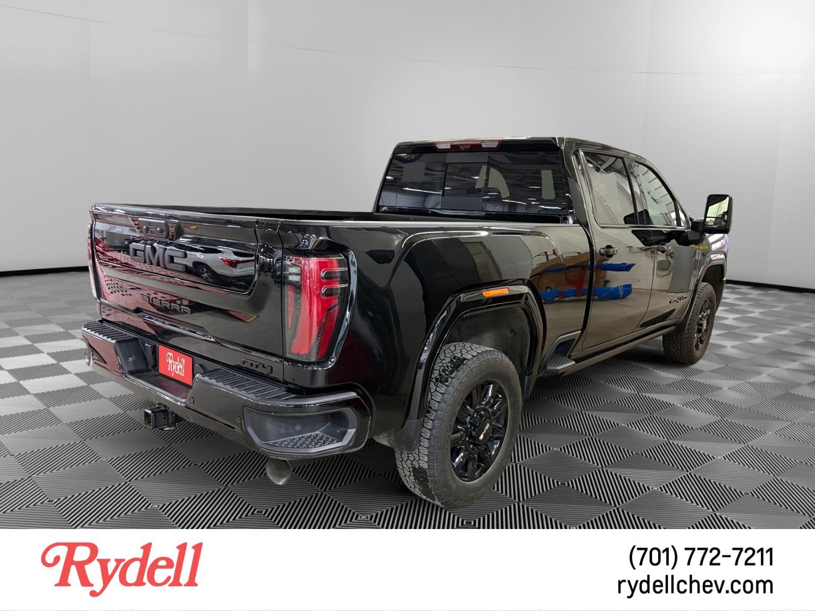 2025 GMC Sierra 2500 HD AT4