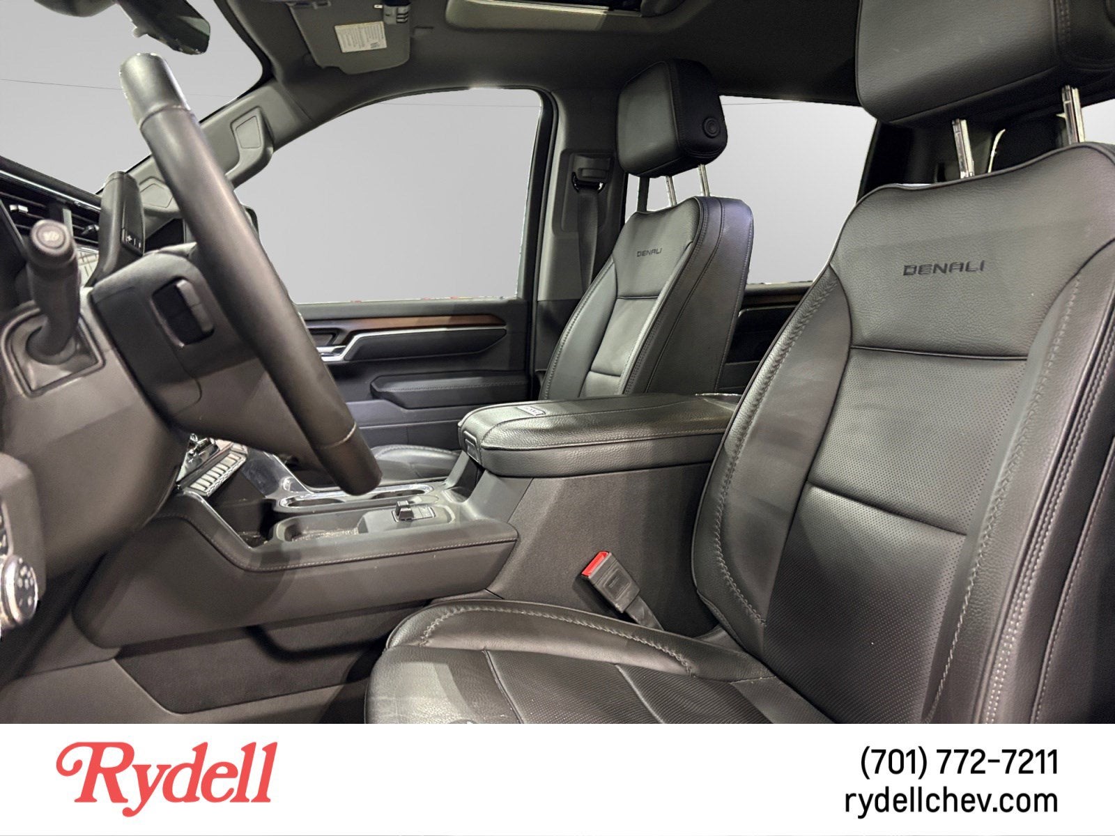 2025 GMC Sierra 2500 HD Denali