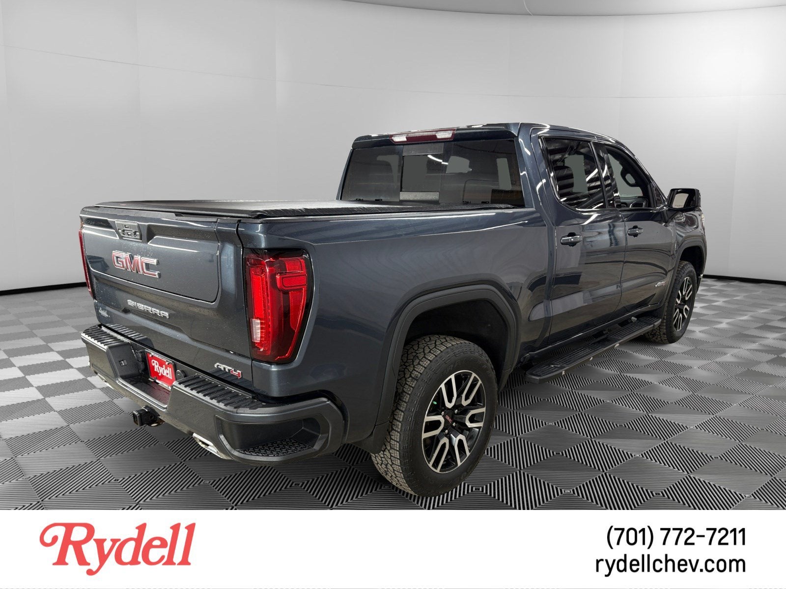 2021 GMC Sierra 1500 AT4