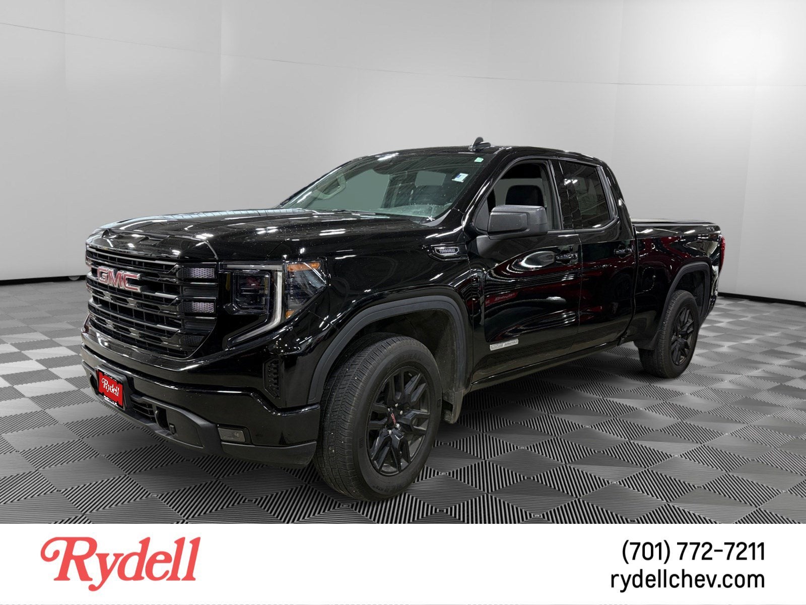 2025 GMC Sierra 1500 Elevation