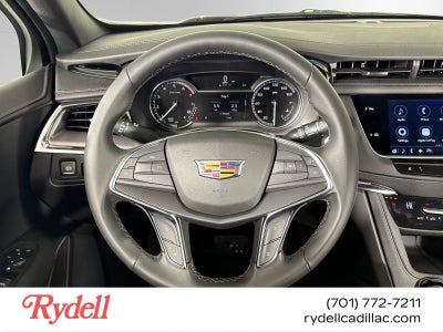 2026 Cadillac XT5 Luxury