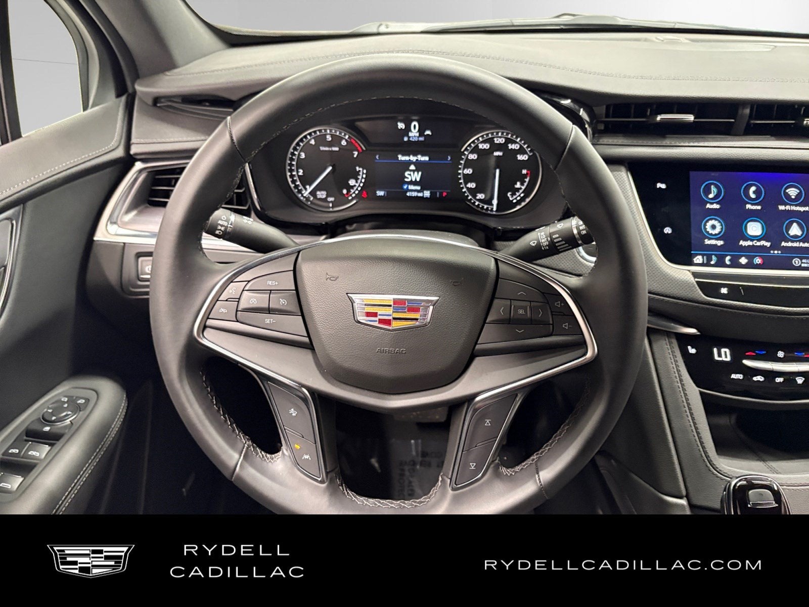 2026 Cadillac XT5 Luxury