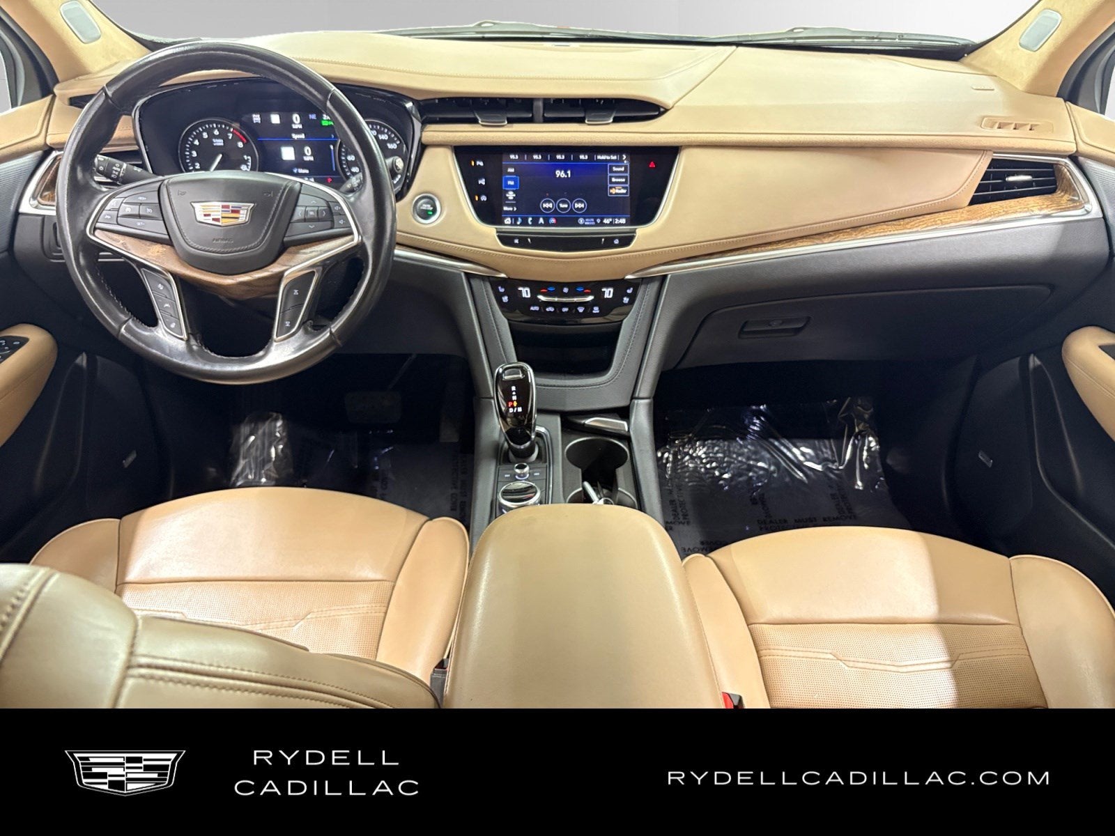 2022 Cadillac XT5 Premium Luxury