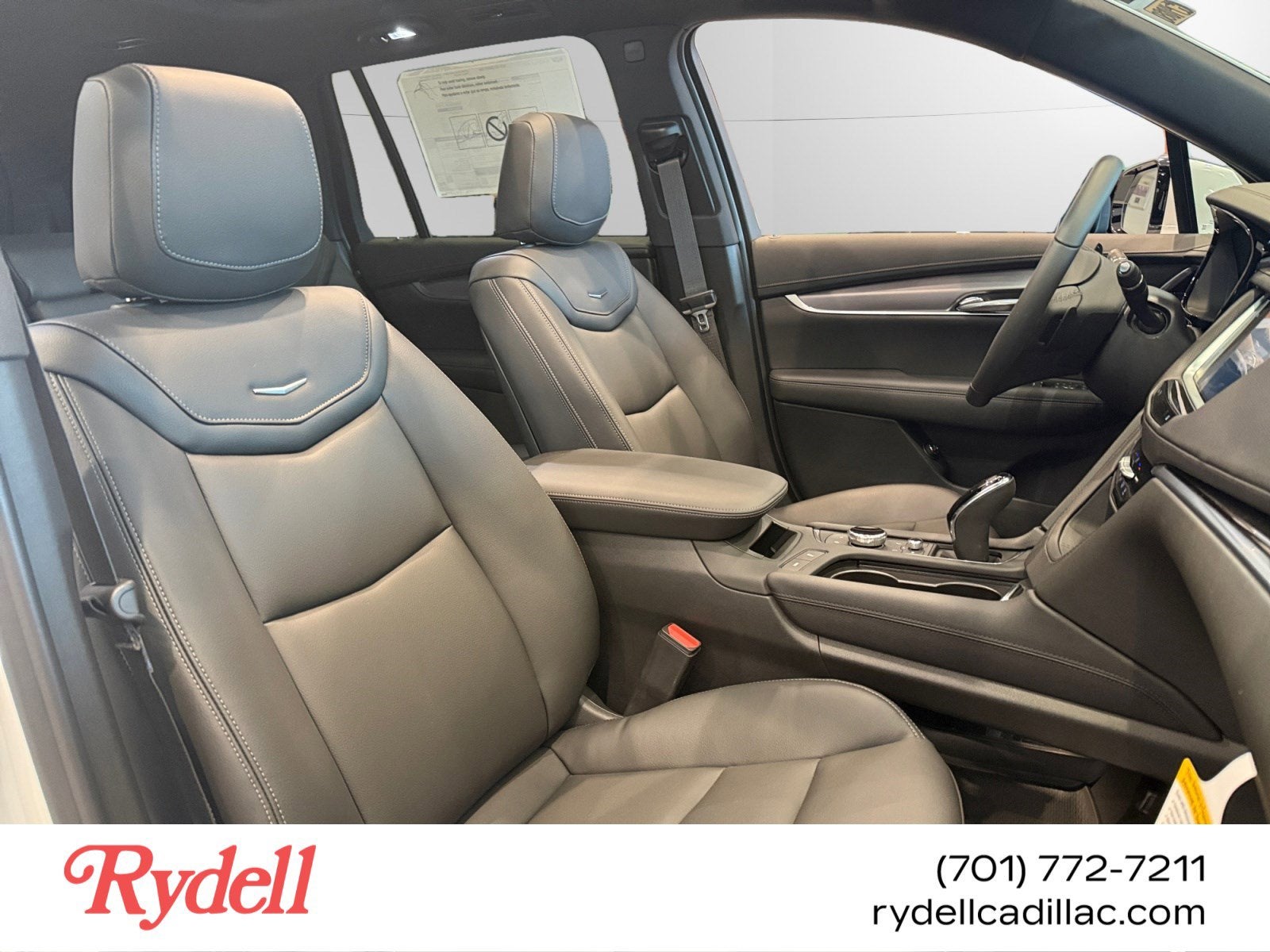 2025 Cadillac XT6 Luxury