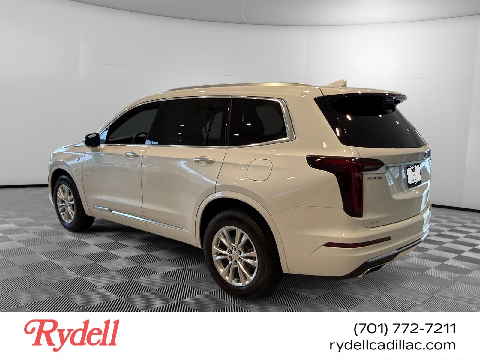 2025 Cadillac XT6 Luxury