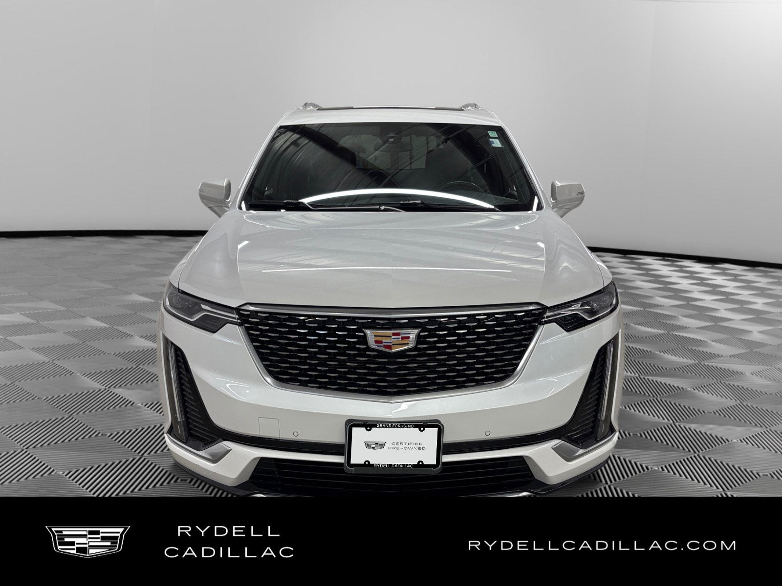 2025 Cadillac XT6 Luxury