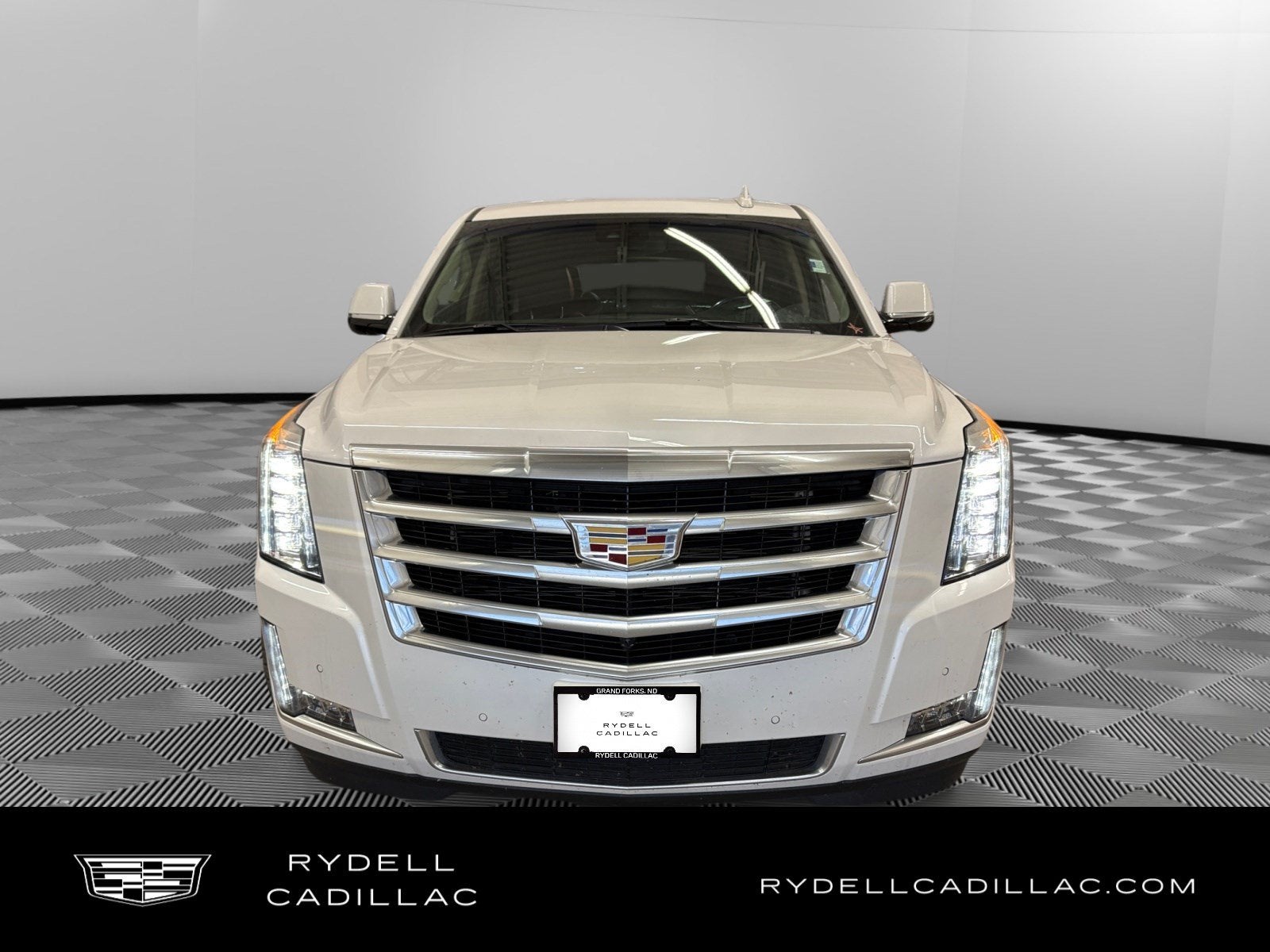 2018 Cadillac Escalade Luxury