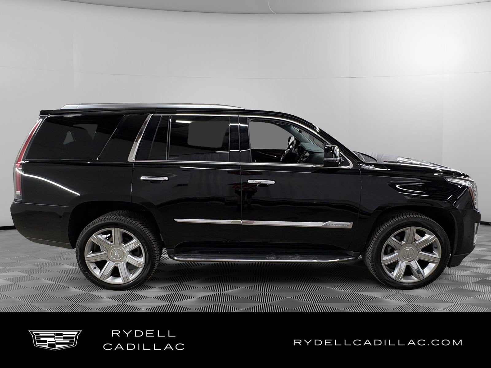 2017 Cadillac Escalade Luxury