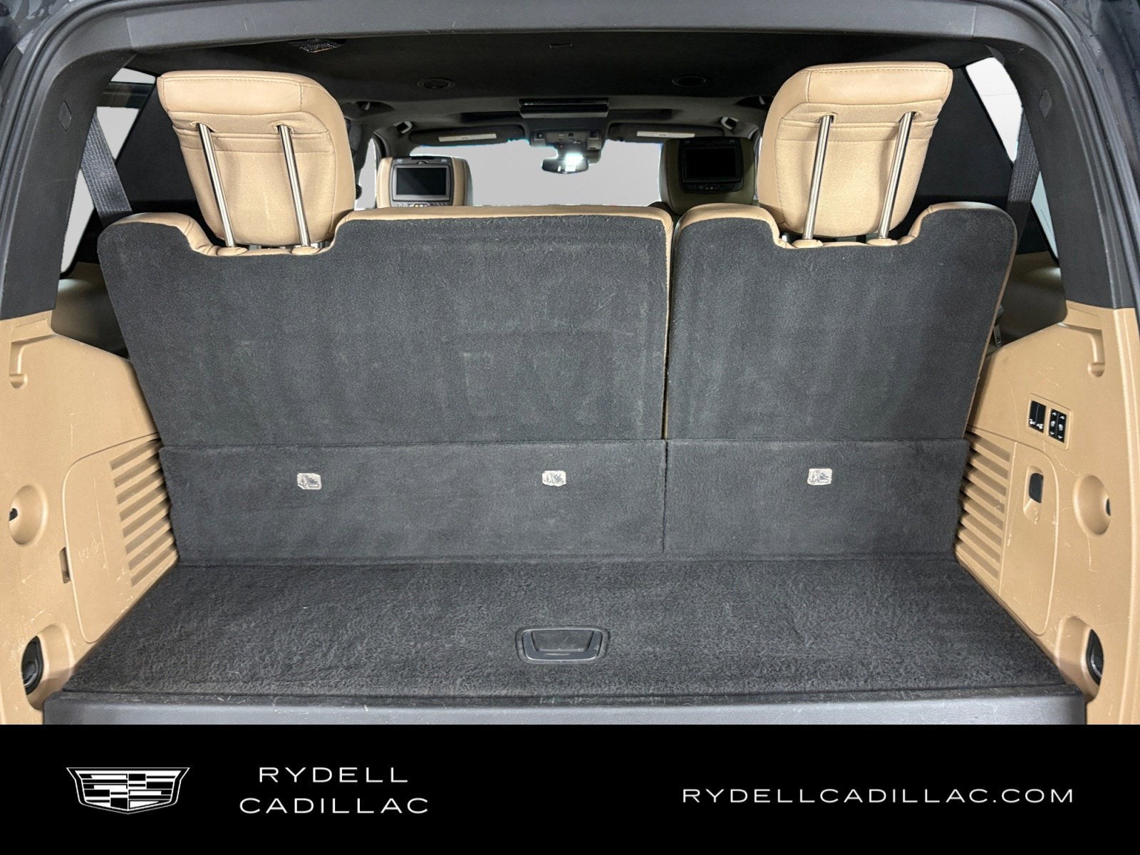 2018 Cadillac Escalade Platinum